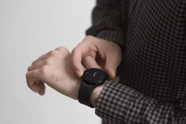How to Wind a Manual Watch Properly