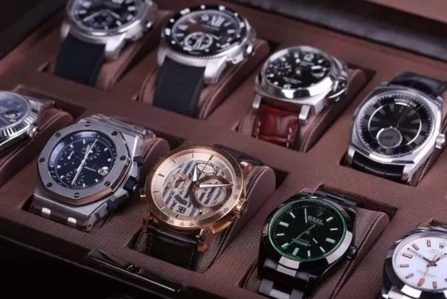 Top 5 Luxury Watches for Everyday Wear